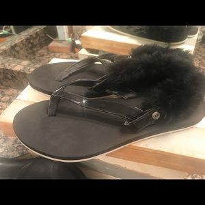 UGG sandals with fluff